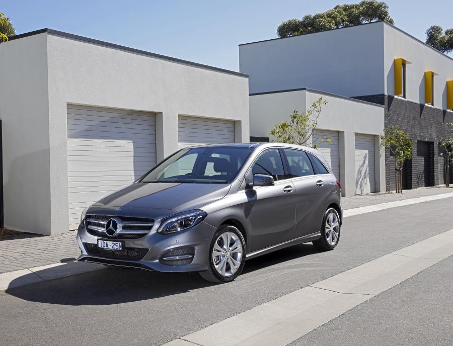  Mercedes-Benz B200 Urban Line 2015 года  (AU) (фото 18 из 28)
